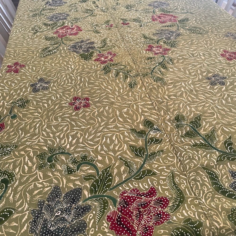 Bali Green and Red Floral Dining Table Linen batik from Bali 80x110 unique!
